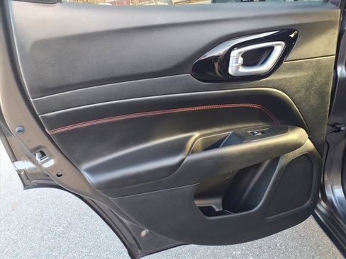 Used 2022 Jeep Compass Trailhawk w/ Trailhawk Convenience Group image 10