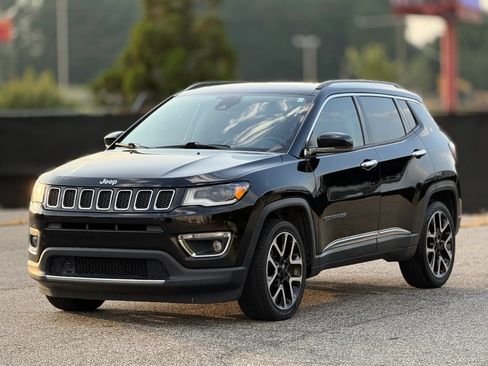 Used 2018 Jeep Compass Limited w/ Navigation Group FWD image 6