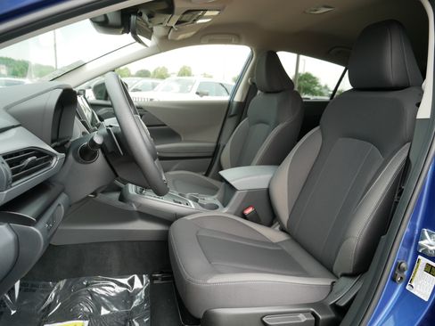 Used 2025 Subaru Crosstrek 2.5i Premium AWD/4WD image 33