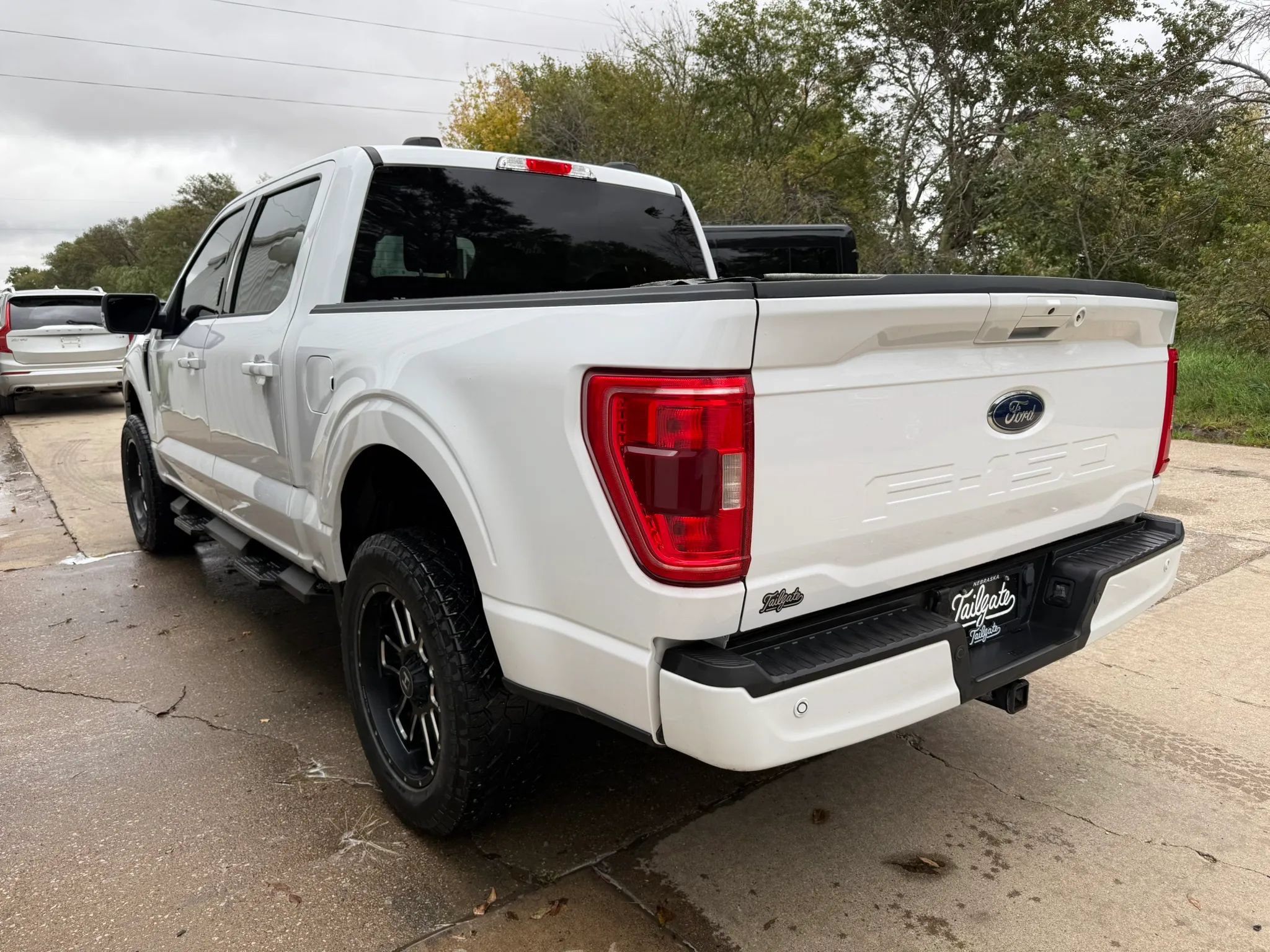 Used 2021 Ford F150 XLT w/ Equipment Group 302A High AWD/4WD image 4
