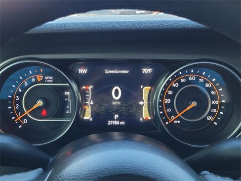 Used 2023 Jeep Gladiator Willys image 28