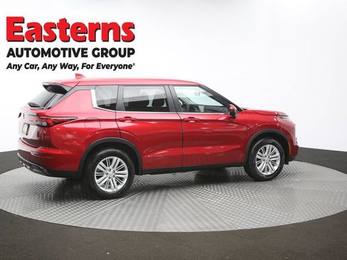 Used 2024 Mitsubishi Outlander ES AWD/4WD image 42