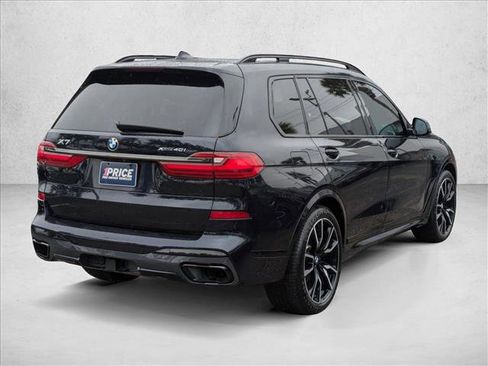 Used 2022 BMW X7 xDrive40i w/ M Sport Package image 5