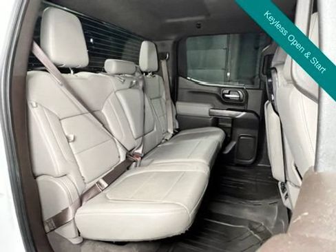 Used 2020 Chevrolet Silverado 1500 LTZ AWD/4WD image 15