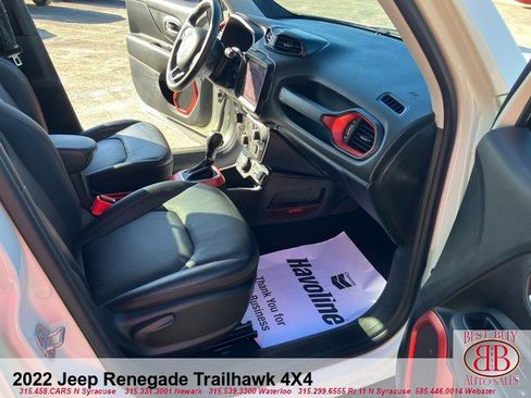 Used 2022 Jeep Renegade Trailhawk w/ Trailer Tow Group AWD/4WD image 14