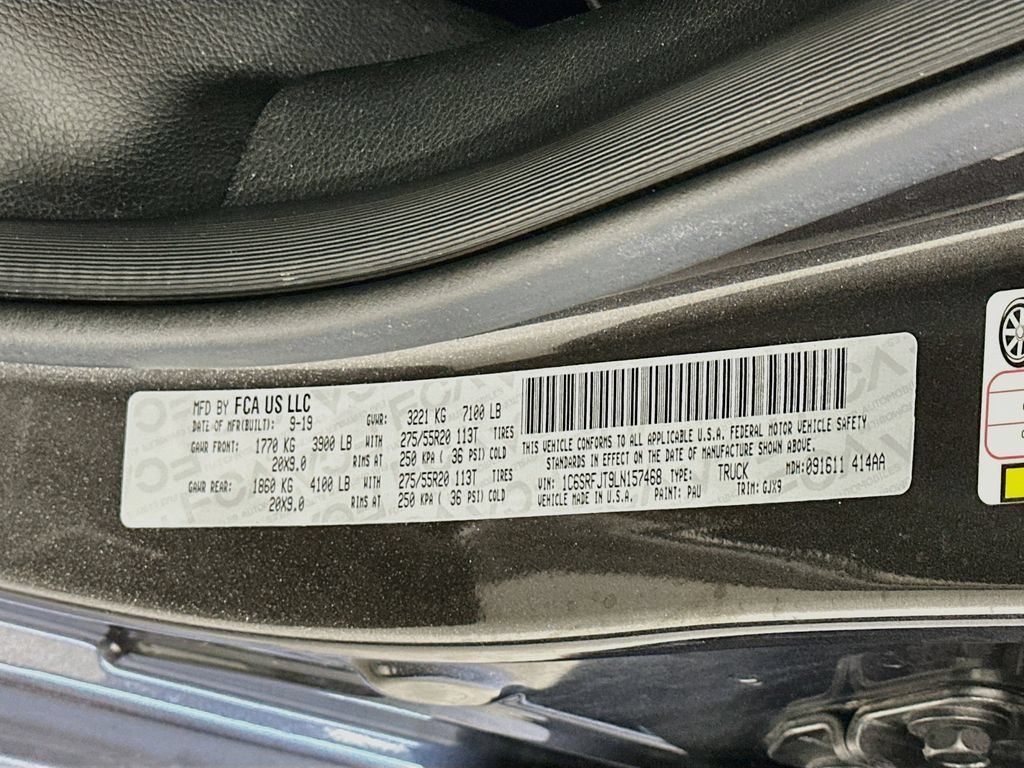 Used 2020 RAM 1500 Laramie w/ Sport Appearance Package AWD/4WD image 36