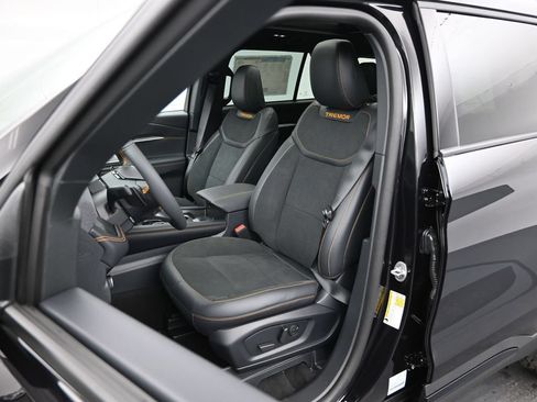 New 2026 Ford Explorer Tremor w/ Tremor Ultimate Package AWD/4WD image 8