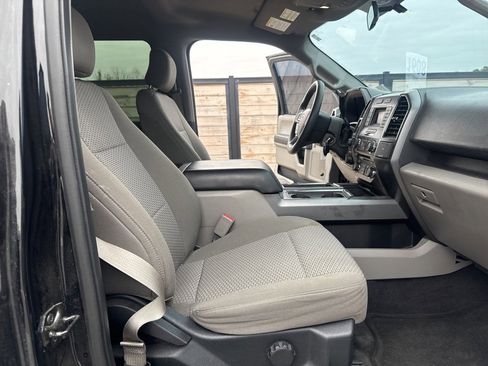 Used 2017 Ford F150 XLT w/ XTR Package image 11