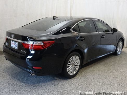 Used 2015 Lexus ES 350 w/ Luxury Package FWD image 8