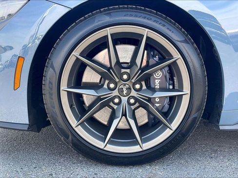 Used 2025 Ford Mustang Dark Horse image 2