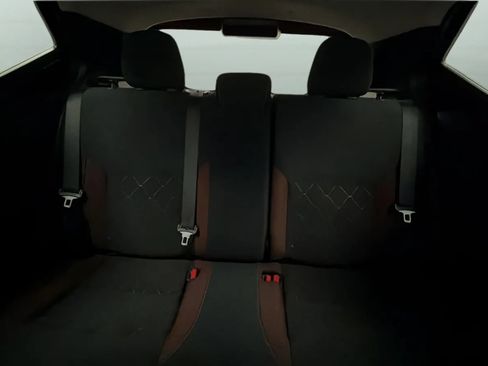 Used 2019 Nissan Kicks SR w/ Exterior Package FWD image 18