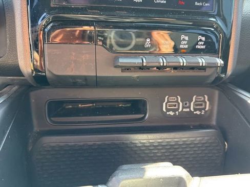 Used 2021 RAM 1500 Big Horn AWD/4WD image 31