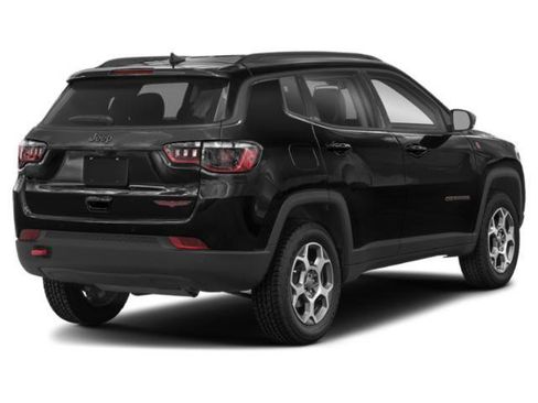 Certified 2022 Jeep Compass Trailhawk image 3