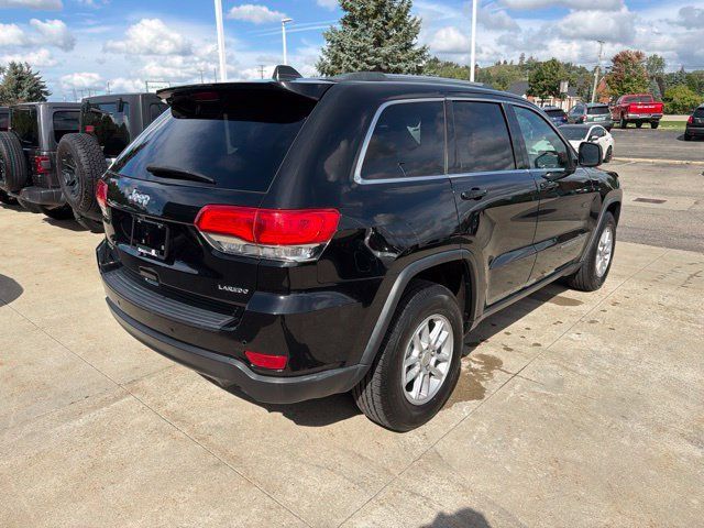 Used 2019 Jeep Grand Cherokee Laredo AWD/4WD image 6