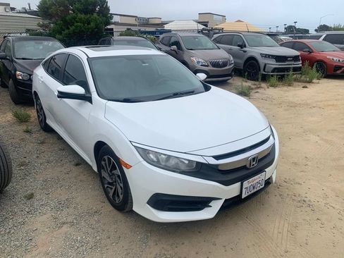 Used 2016 Honda Civic EX image 4