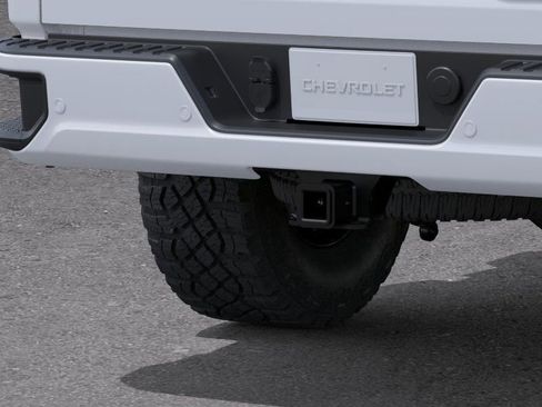 New 2026 Chevrolet Silverado 2500 ZR2 AWD/4WD image 14