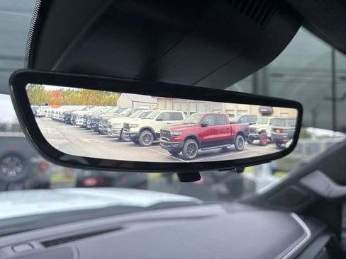 Used 2025 GMC Sierra 1500 AT4X image 55