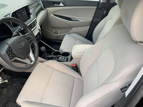 Used 2020 Hyundai Tucson Value AWD/4WD image 16