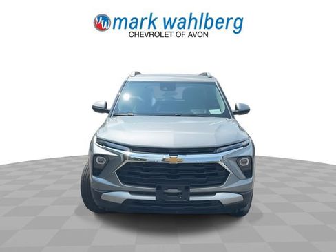 Certified 2025 Chevrolet TrailBlazer LT w/ Convenience Package FWD image 3