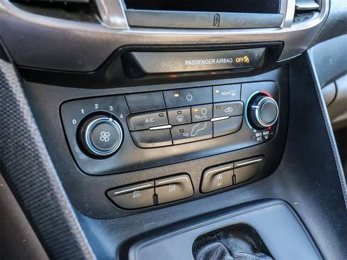 Used 2020 Ford Transit Connect XL image 26