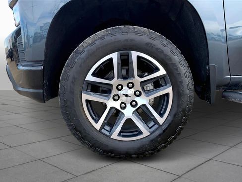 Used 2020 Chevrolet Silverado 1500 Custom Trail Boss w/ Custom Convenience Package image 10