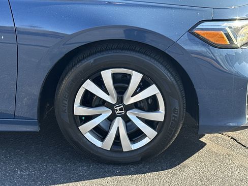 Used 2025 Honda Civic LX image 14