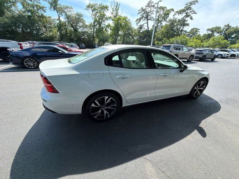 Certified 2024 Volvo S60 B5 Plus FWD image 17