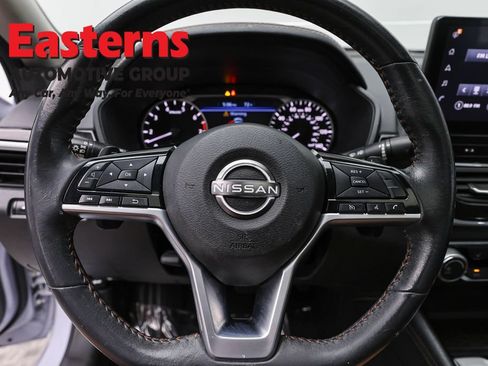 Used 2023 Nissan Altima 2.5 SR w/ SR Premium Package AWD/4WD image 10