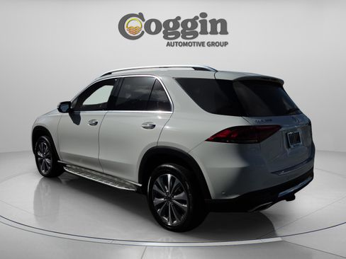 Used 2022 Mercedes-Benz GLE 350 4MATIC image 4