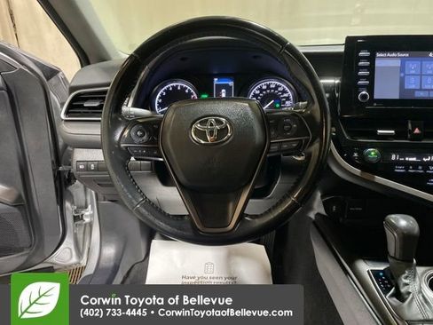 Used 2024 Toyota Camry SE image 13