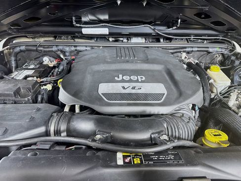 Used 2017 Jeep Wrangler Unlimited Sport w/ Quick Order Package 24S image 26