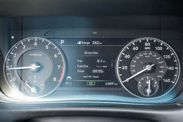Used 2019 Genesis G90 5.0 Ultimate RWD image 19