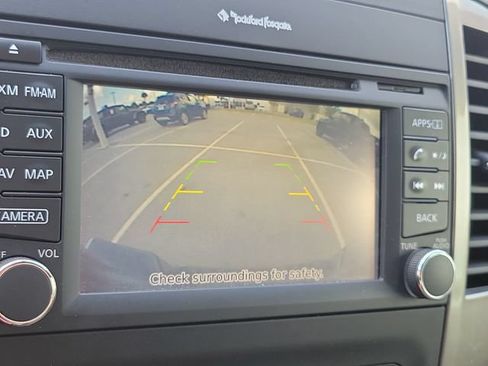 Used 2019 Nissan Frontier SL RWD image 24