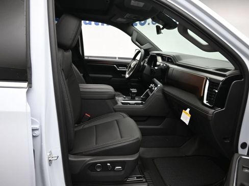 New 2026 GMC Sierra 1500 Denali AWD/4WD image 9