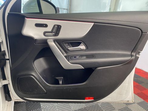 Used 2020 Mercedes-Benz A 220 4MATIC image 7