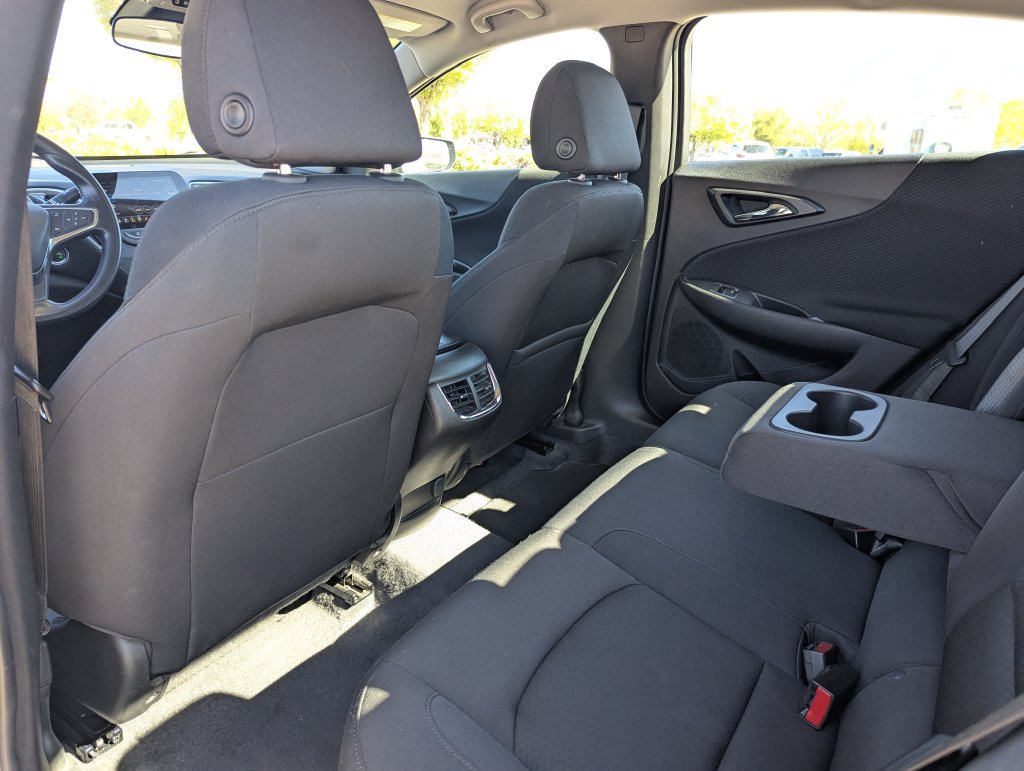 Used 2025 Chevrolet Malibu LT FWD image 30