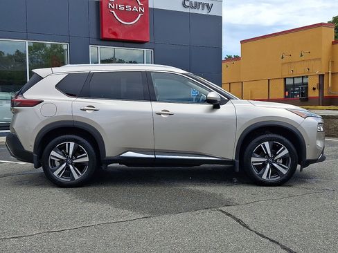 Used 2023 Nissan Rogue SL w/ SL Premium Package AWD/4WD image 8