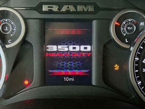 New 2026 RAM 3500 Tradesman AWD/4WD image 11