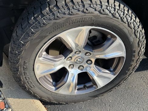Used 2021 RAM 1500 Laramie AWD/4WD image 8