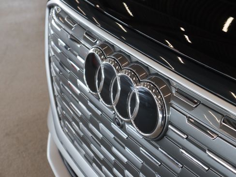 Used 2023 Audi Q4 e-tron Premium Plus w/ Premium Plus AWD/4WD image 28