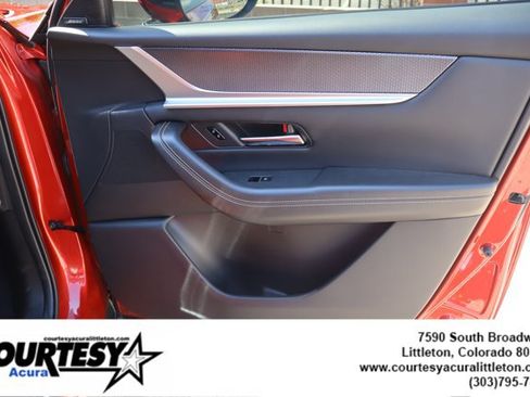 Used 2025 MAZDA CX-70 Plug-In Hybrid w/ Premium Plus AWD/4WD image 37