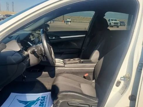 Used 2019 Honda Civic Sport image 4