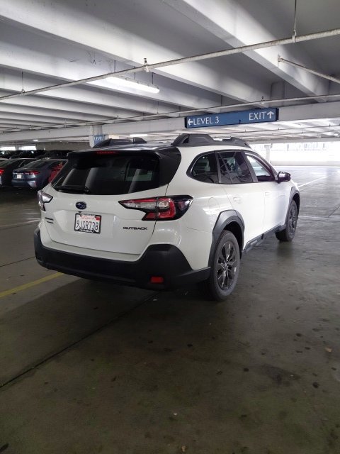 Used 2024 Subaru Outback Onyx Edition AWD/4WD image 2