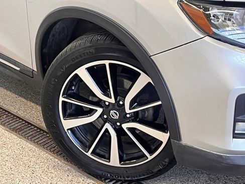 Used 2020 Nissan Rogue SL FWD image 33