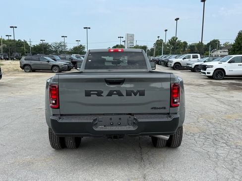 New 2027 RAM 3500 Tradesman AWD/4WD image 7