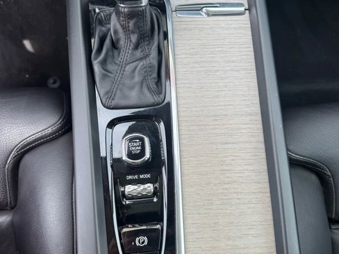 Used 2020 Volvo XC60 T6 Inscription image 9