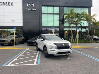 Used 2024 Mitsubishi Outlander FWD video 2