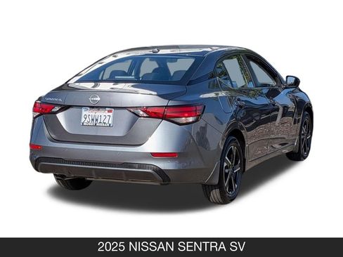 Used 2025 Nissan Sentra SV FWD image 8