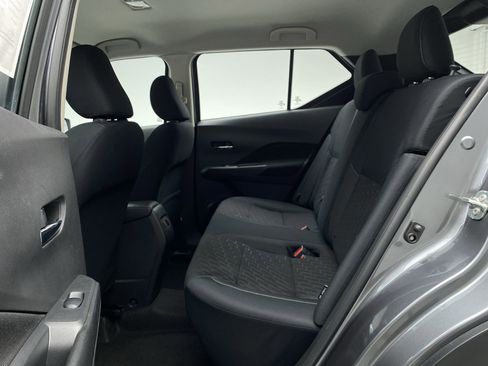 Used 2023 Nissan Kicks SV w/ Interior Electronics Package FWD image 19