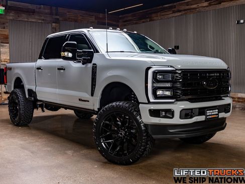Used 2026 Ford F250 Platinum w/ Platinum Plus Package AWD/4WD image 1